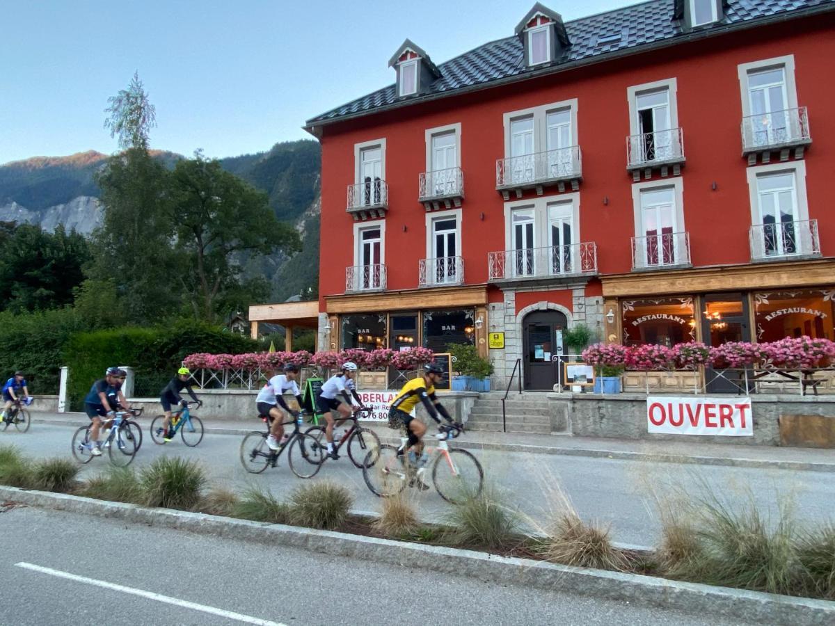 Hotel Oberland Le Bourg-dʼOisans エクステリア 写真