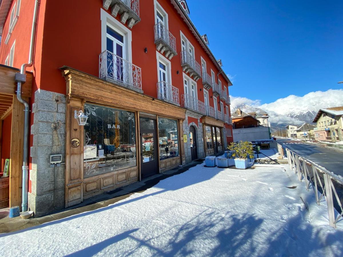 Hotel Oberland Le Bourg-dʼOisans エクステリア 写真