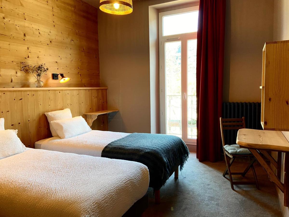 Hotel Oberland Le Bourg-dʼOisans エクステリア 写真